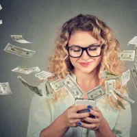 زیر سقف خون پول دربیار