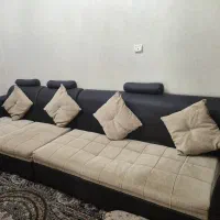 مبل راحتی و میز نهارخوری