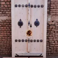 درب و پنجره چوبی سنتی قدیمی