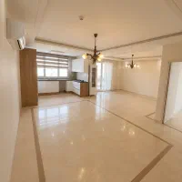 130 متر / تک واحدی / نورگیر