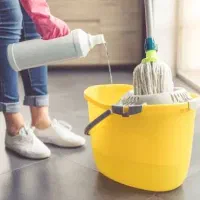 خانم برای نظافت منزل تا 30 سال