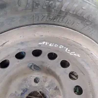 لاستیک با باد و رینگ سالم