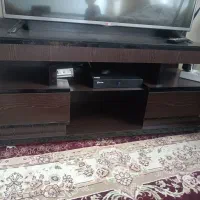 میز تلویزیون در حد نو