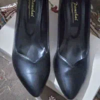 کفش پاشنه دار