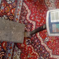 ترازو  ایستاده  تا 150کیلو میکشه