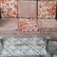 مبل هفت نفره راحتی چوب و چرم همراه با میز و عسلی