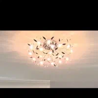 لوستر ۱۶ شاخه ۳ تومن
