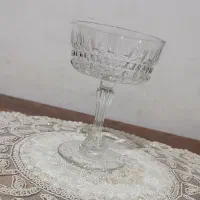 بستنی خوری
