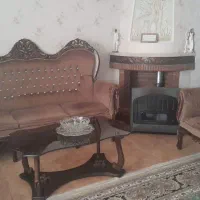مبل دست دوم دو دست با میز وسط و عسلی