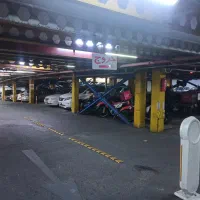 کارگر نظافتچی