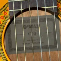 گیتار یاماها c40