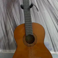 گیتار Yamaha C40