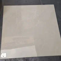 سرامیک ۸۰×۸۰ پرسلان براق متری ۵۰۰ تومان