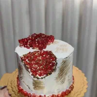 کیک و شیرینی