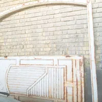 درب آهنی حیاط