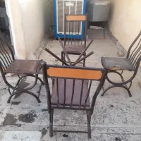چهار صندلی بدون میز وپایه