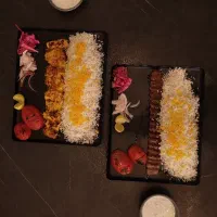 به ۲ نفر آشپز ۲ نفر کمک آشپز ونیروی ساده نیازمندیم