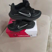 کفش کتونی سایز ۳۹