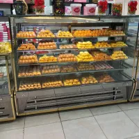 فروش قنادی فعال بعلت مهاجرت