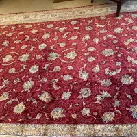 سه عدد فرش ابریشم ماشینی دوتا شش یک نه تافته