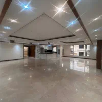 ۲۰۰متری . ۳خوابه . عربعلی