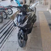 توسن و زیگما ۱۸۰