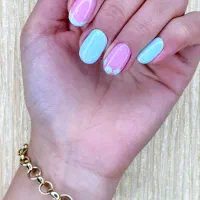 ناخن کار پدیکوریست اصلاح کار اپیلاسیون‌کار