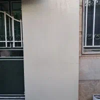 در کمد دیواری