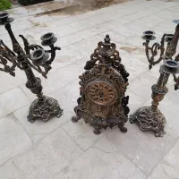 ساعت و شمعدان