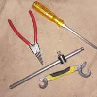 تعدادی ابزار نو و در حد نو