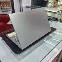 ASUS vivobook i7