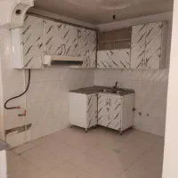 کابینت فلزی سالم و محکم مناسب آشپزخانه کوچک