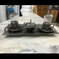 اثر هنری نقره کوبی بسیار ظریف با طرح لاله