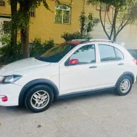 کوییک r مدل ۹۹ سفید قرمز