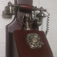 تلفن  دیواری  طرح قدیمی