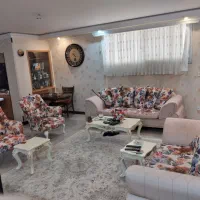 مبل راحتی ۷ نفره بهمراه میز