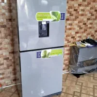 یخچال  27 فوت در حد نو زیاد استفاده نشده