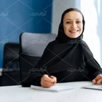 منشی کلینیک زیبایی