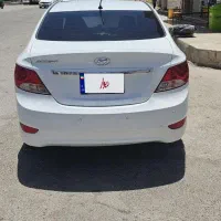 اکسنت پلاک سفید اروند