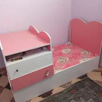 تختخواب کودک هم نوزادی هم نوجوانی سالم