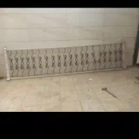 نرده آهنی  و میز اهنی