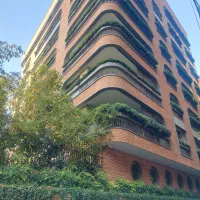 فروش 110 متر اندرزگو فرمانیه کلید نخورده