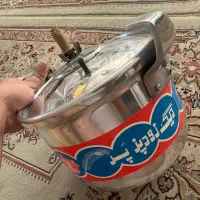 زود پز نو فابریک و پلوپز آوان ۱۲نفره سالم