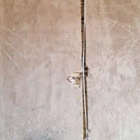 تخریب کاری کف و بدنه و سقف