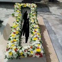 گل ارایی مزار .دسته گل .قیمت مناسب