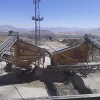استخدام نیرو در کارخانه شن و ماسه