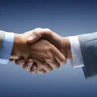کارشناس کارگزینی خانم