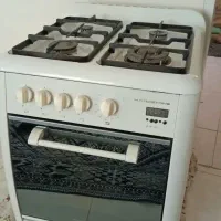 اجاق گاز فردار ۴ شعله هاردستون. دست دوم در حد نو