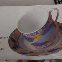 یک دست فنجان و نعلبکی