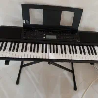 کیبورد یاماها E383